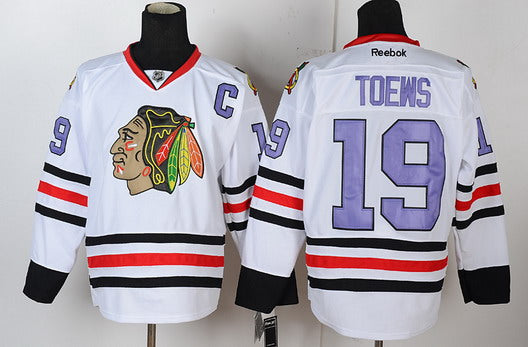 Jonathan Toews Chicago Blackhawks white jersey