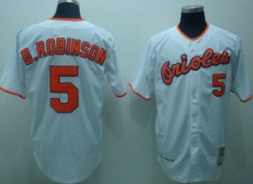 Brooks Robinson Baltimore Orioles white Throwback jersey