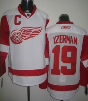 Steve Yzerman Detroit Red Wings white jersey