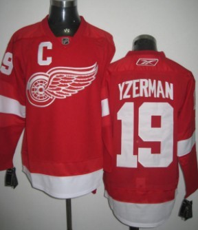 Steve Yzerman Detroit Red Wings red jersey