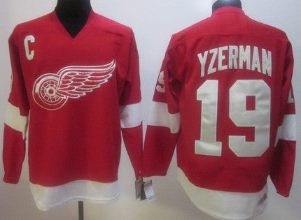 Steve Yzerman Detroit Red Wings red Throwback jersey