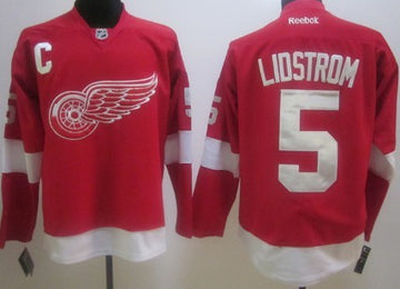 Nicklas Lidstrom Detroit Red Wings red jersey