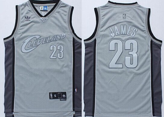 LeBron James Cleveland Cavaliers gray Throwback jersey