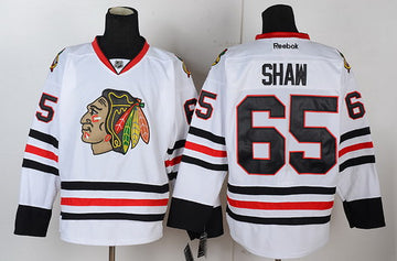 Andrew Shaw Chicago Blackhawks white jersey