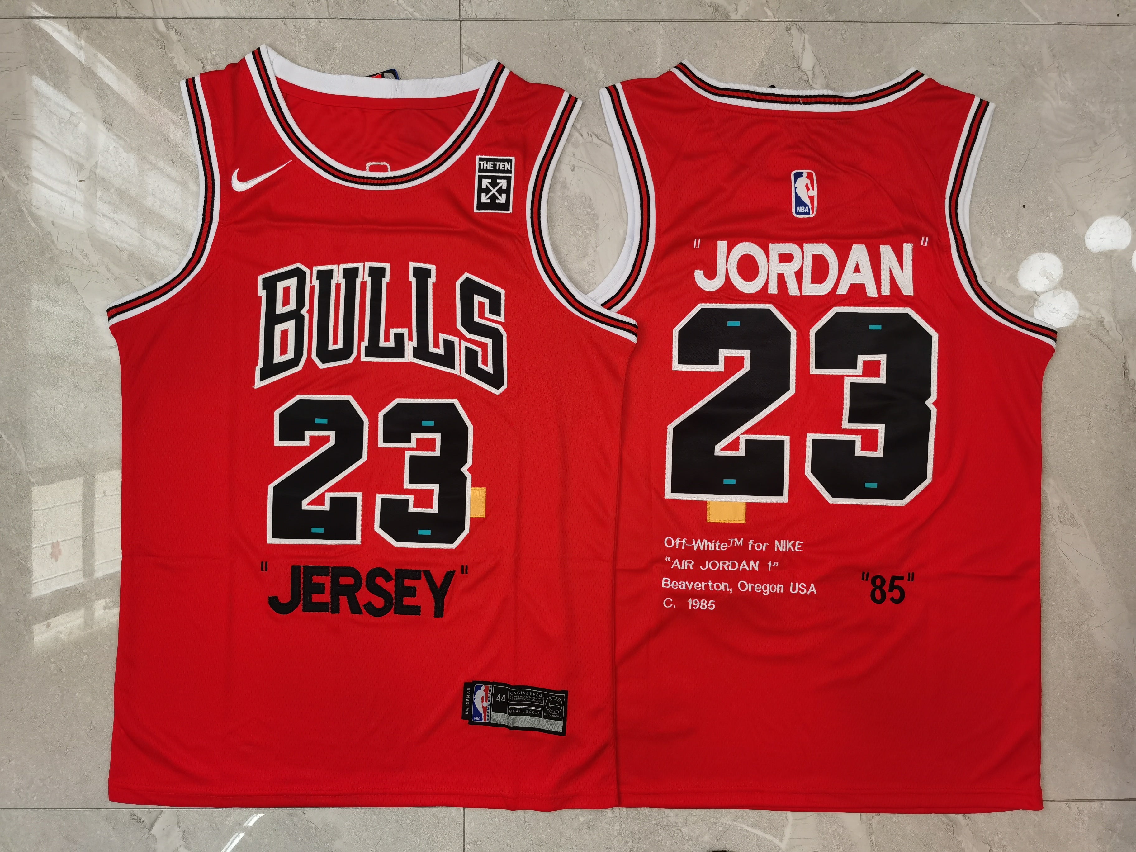 Michael Jordan Chicago Bulls red jersey