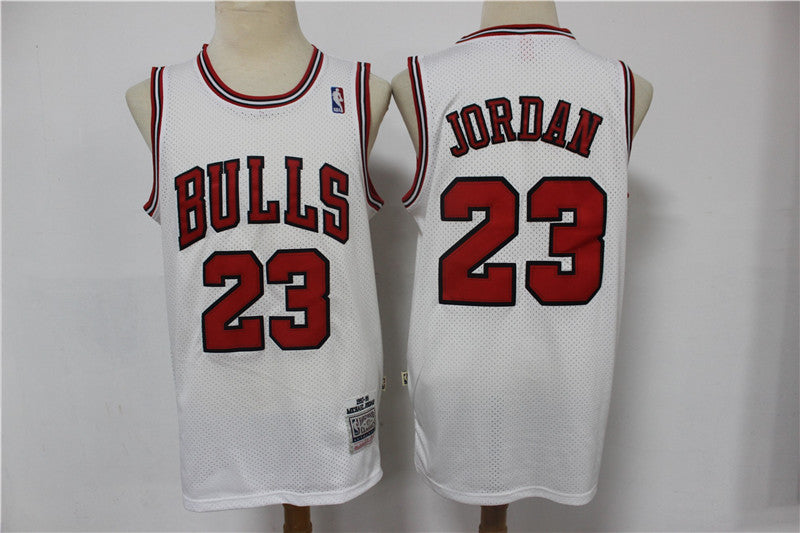 Michael Jordan Chicago Bulls white jersey