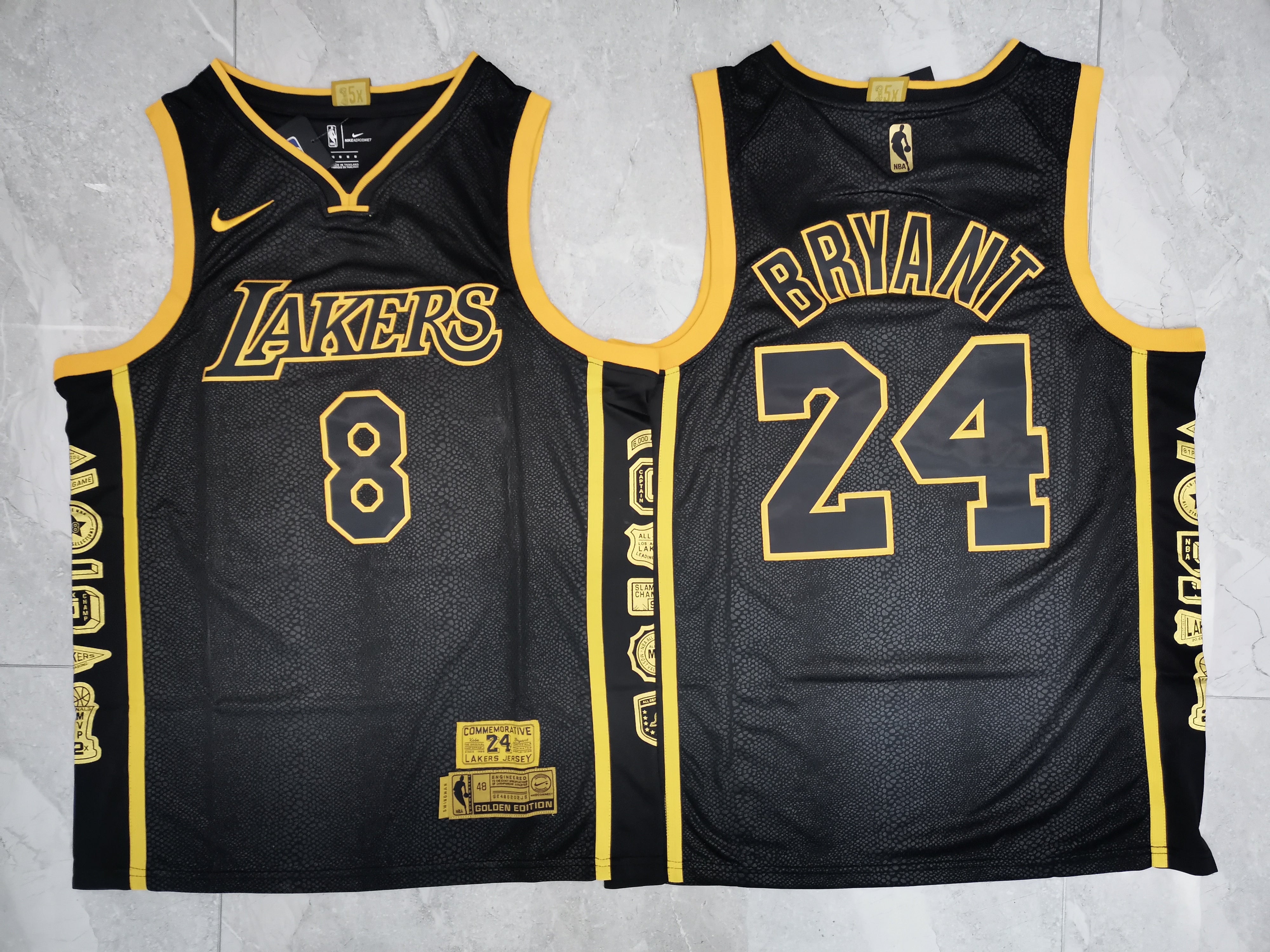 Kobe Bryant Los Angeles Lakers black jersey