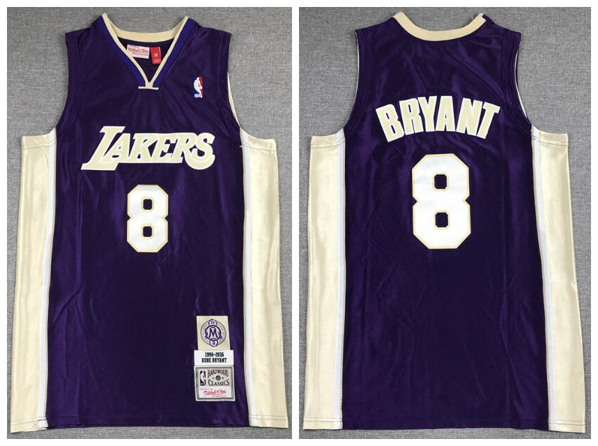 Kobe Bryant Los Angeles Lakers purple jersey