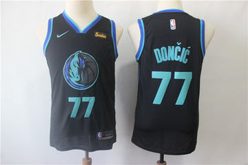 Luka Doncic Dallas Mavericks black jersey