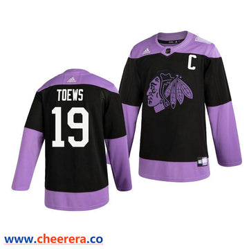 Jonathan Toews Chicago Blackhawks black jersey
