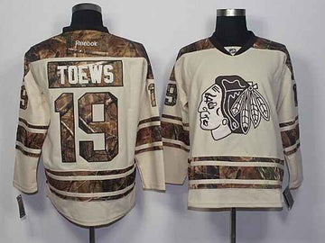 Jonathan Toews Chicago Blackhawks cream Camo jersey