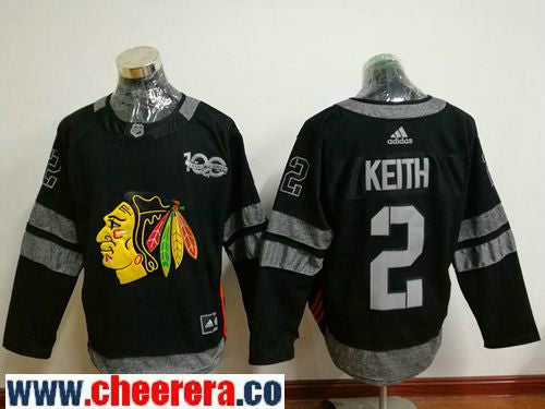 Duncan Keith Chicago Blackhawks black jersey