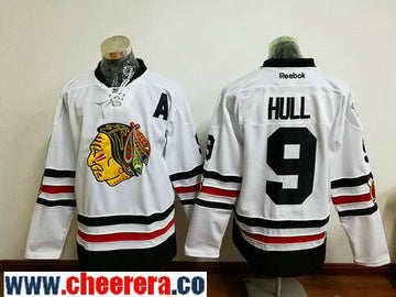 Bobby Hull Chicago Blackhawks white Winter Classic jersey