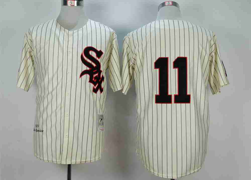 Luis Aparicio Chicago White Sox cream Throwback jersey