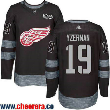 Steve Yzerman Detroit Red Wings black jersey