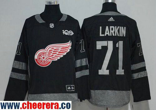 Dylan Larkin Detroit Red Wings black jersey