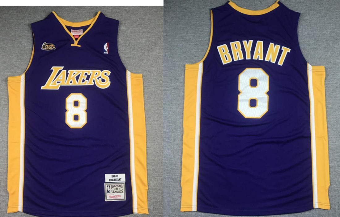Kobe Bryant Los Angeles Lakers purple jersey