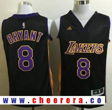 Kobe Bryant Los Angeles Lakers purple jersey