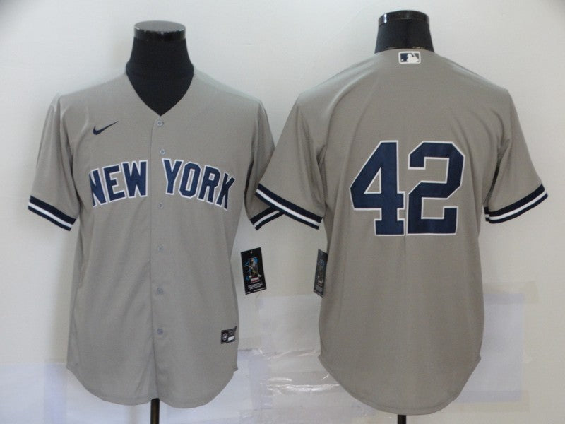 NY Mariano Rivera New York Yankees gray jersey