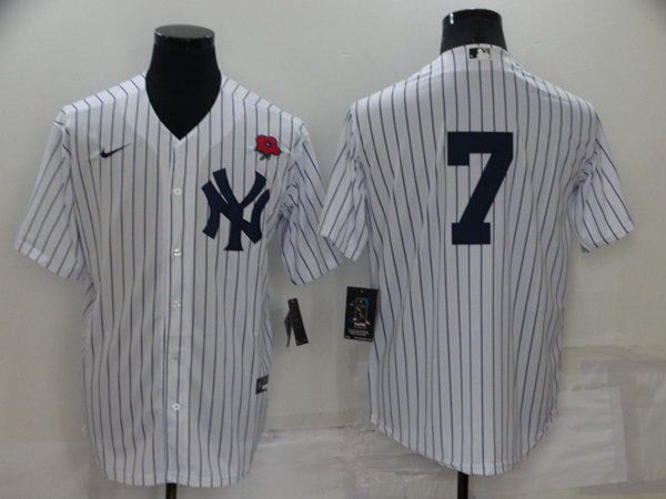 Mickey Mantle New York Yankees white jersey
