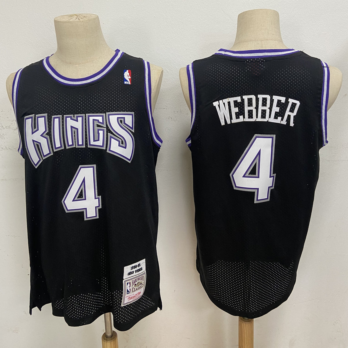 Chris Webber Sacramento Kings black jersey