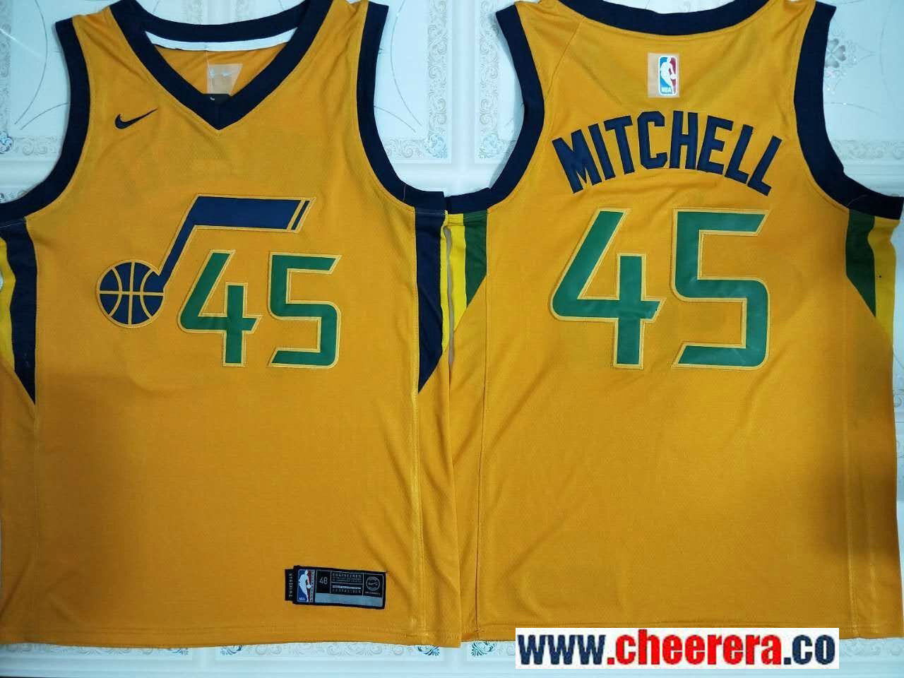 Donavan Mitchell Utah Jazz gold jersey