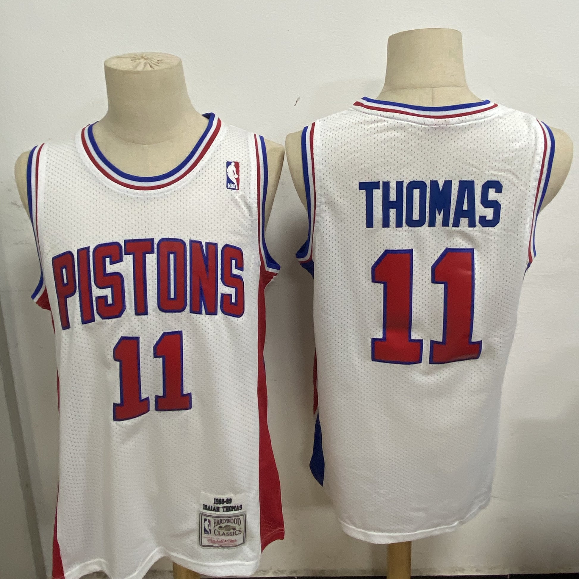 Isiah Thomas Detroit Pistons white jersey