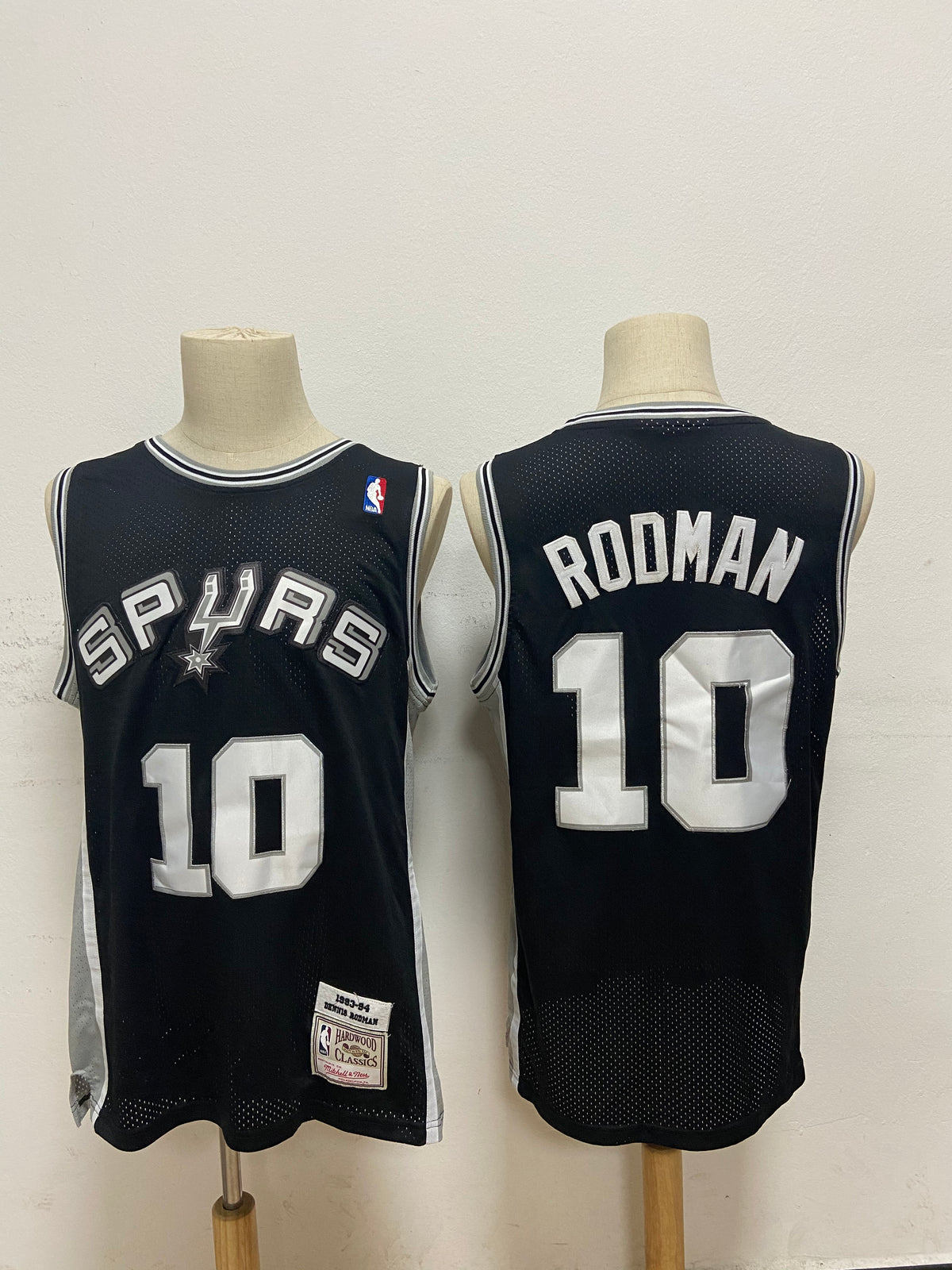 Dennis Rodman San Antonio Spurs black jersey