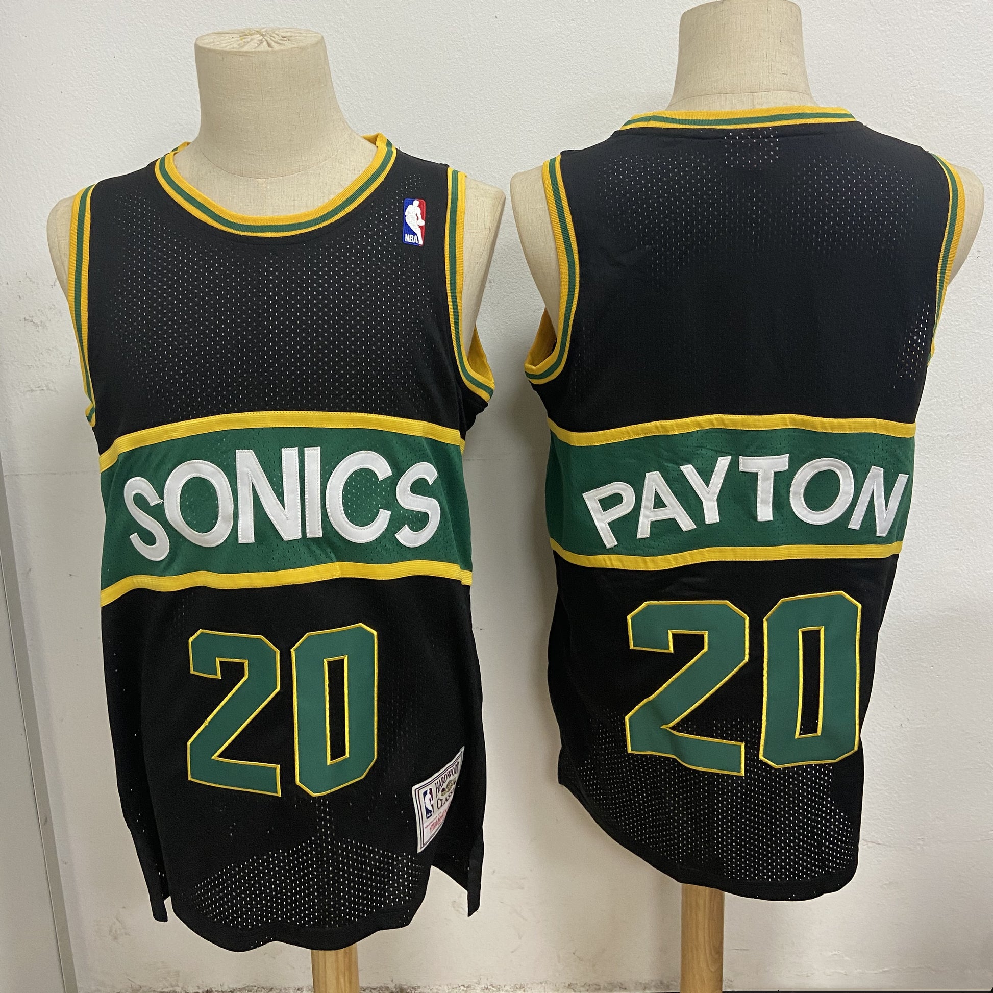 Gary Payton Oklahoma City Thunder black jersey