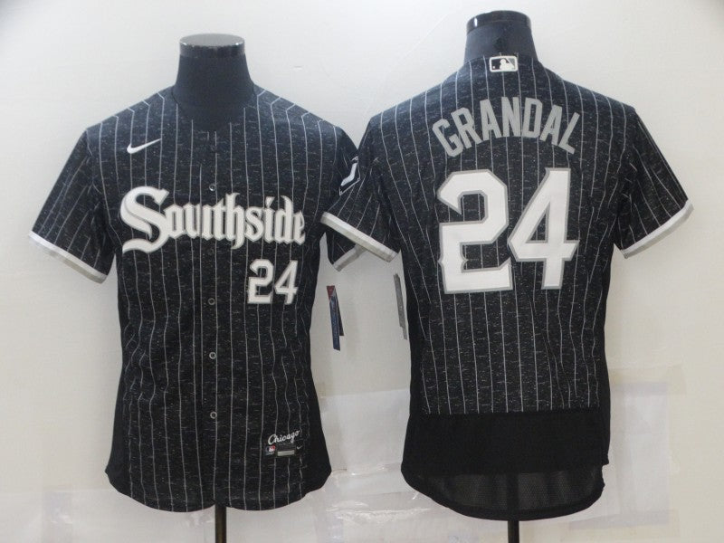 Yasmani Grandal Chicago White Sox black City Connect jersey