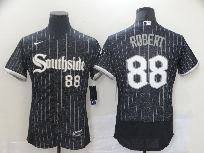 Luis Robert Chicago White Sox black City Connect jersey