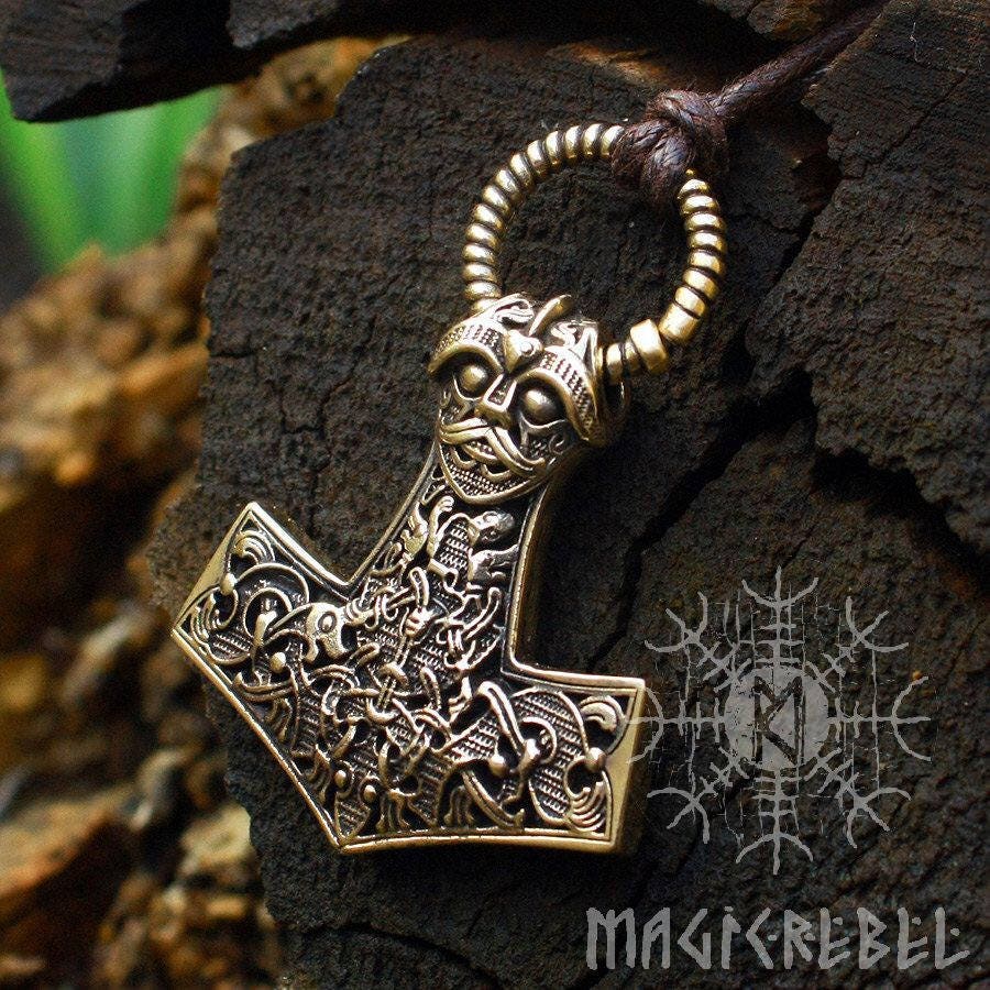 Viking Thor's Hammer Necklace - Forged Iron Viking Thor Hammer Handmade Mjolnir Nordic Pagan