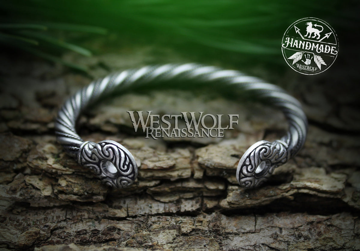 Viking Thor's Hammer Bracelet - Mjolnir Nordic bangle, viking jewelry, thor hammer bracelt, viking