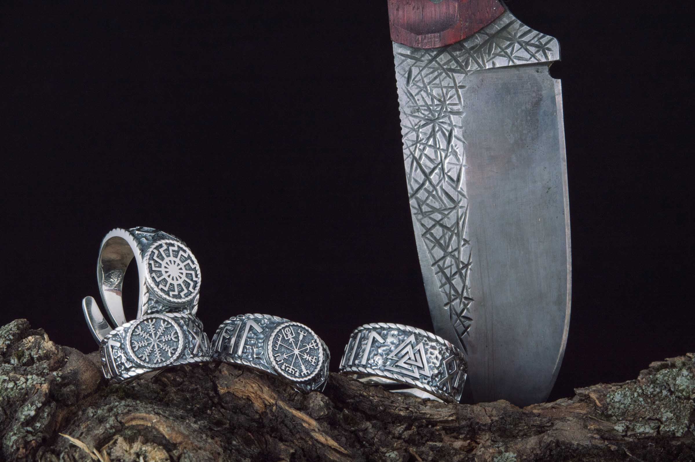 Viking Odin Ring - Helm of Awe Ring - Silver Viking Ring with Aegishjalmur Symbol and Hail Odin