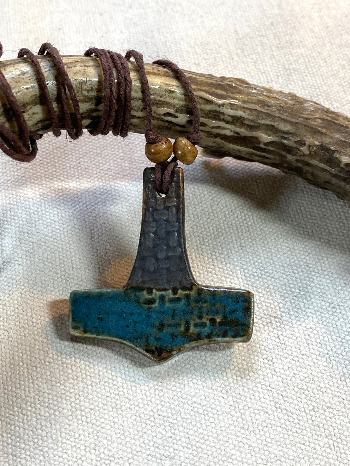 Viking Thor's Hammer Necklace - Gold Mjolnir Necklace with Wolf Heads, Viking Thor Hammer Pendant