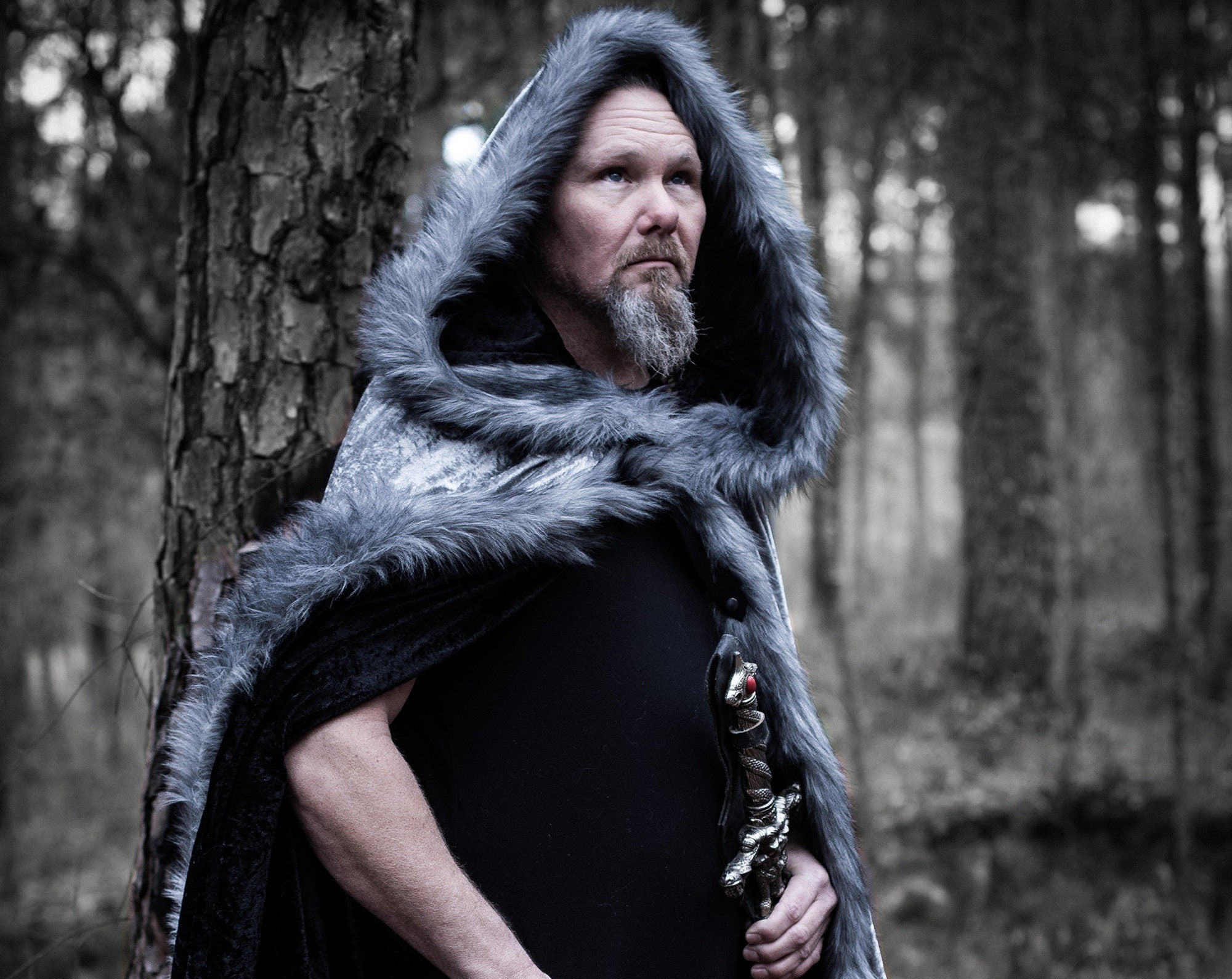 Viking Jacket - Viking Reindeer Fur Cloak XL – Real Reindeer Fur Cape – Metal Brooch – Nordic