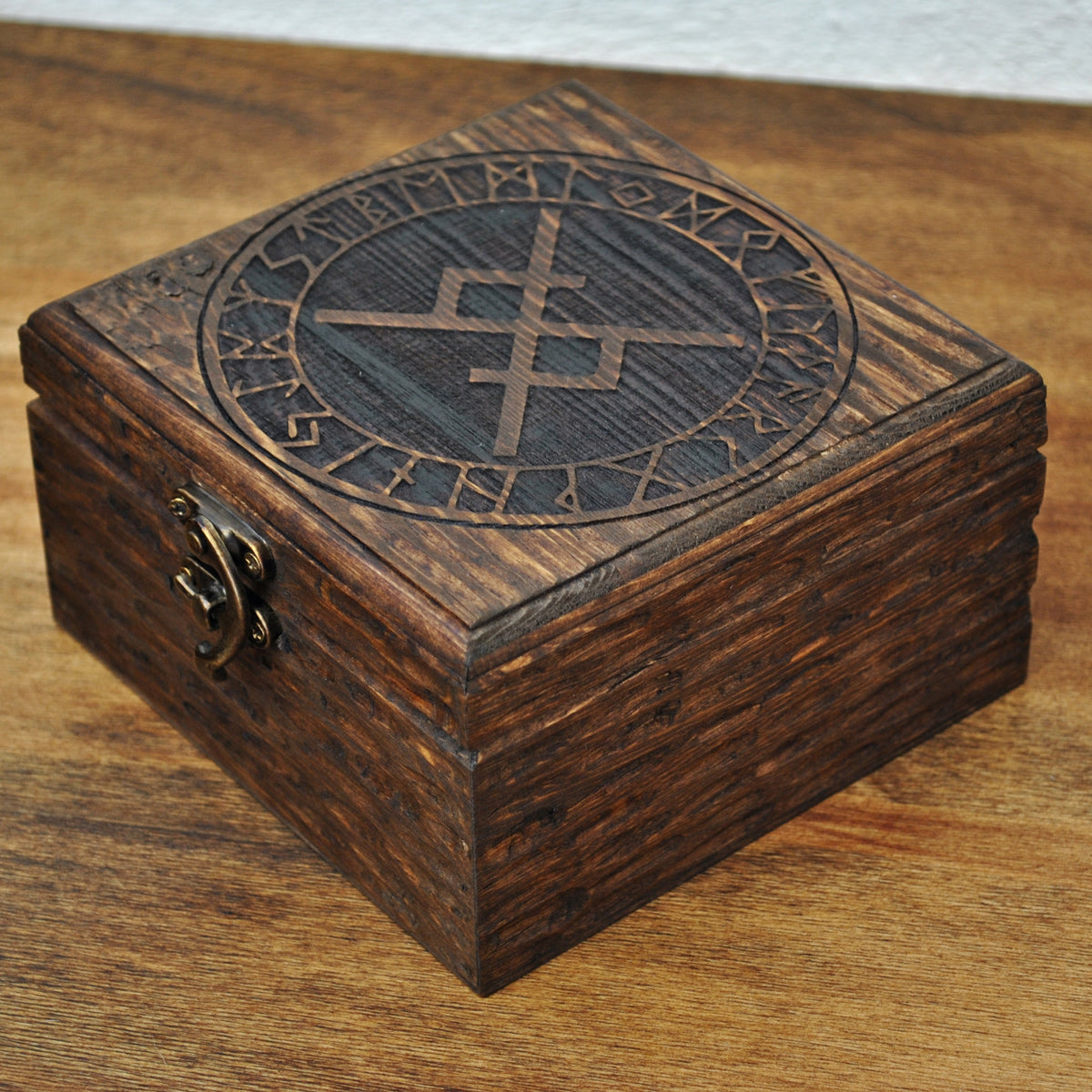 Viking Rune Home Decor - Wooden box engraved with the Rune of Eternal Love – Personalized box for