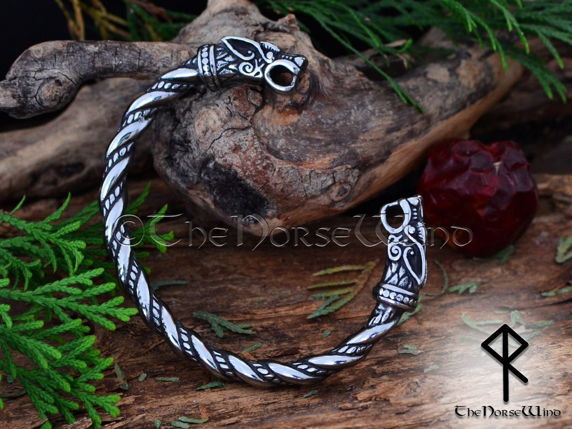 Viking Wolf Necklace - Men's Titanium Steel Viking Wolf Axe Pendant Necklace, Norse Mythology