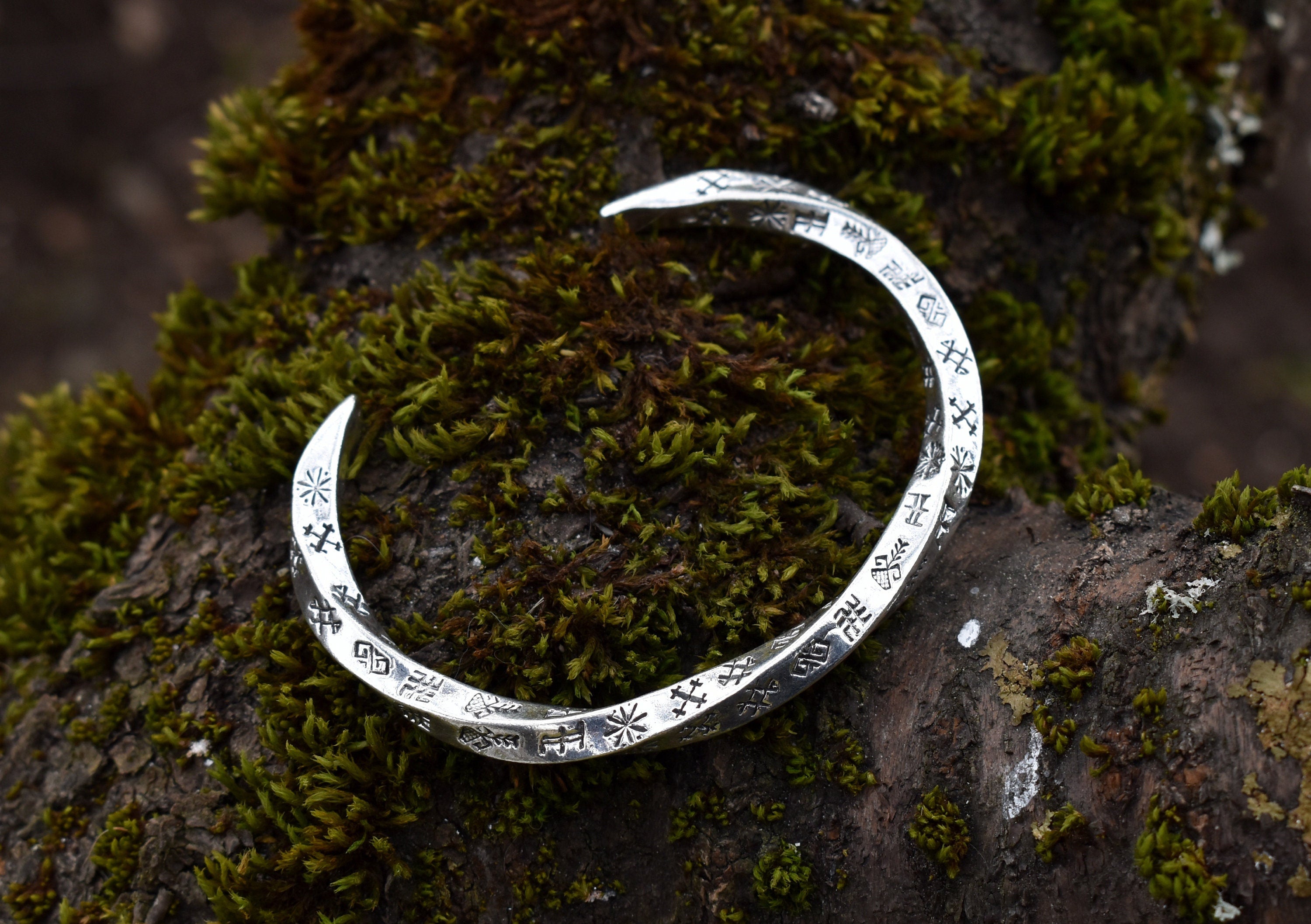 Viking Rune Bracelet - Vintage Viking Rune Bracelet, Norse Rune Mens Cuff – Nordic Bangle Pagan