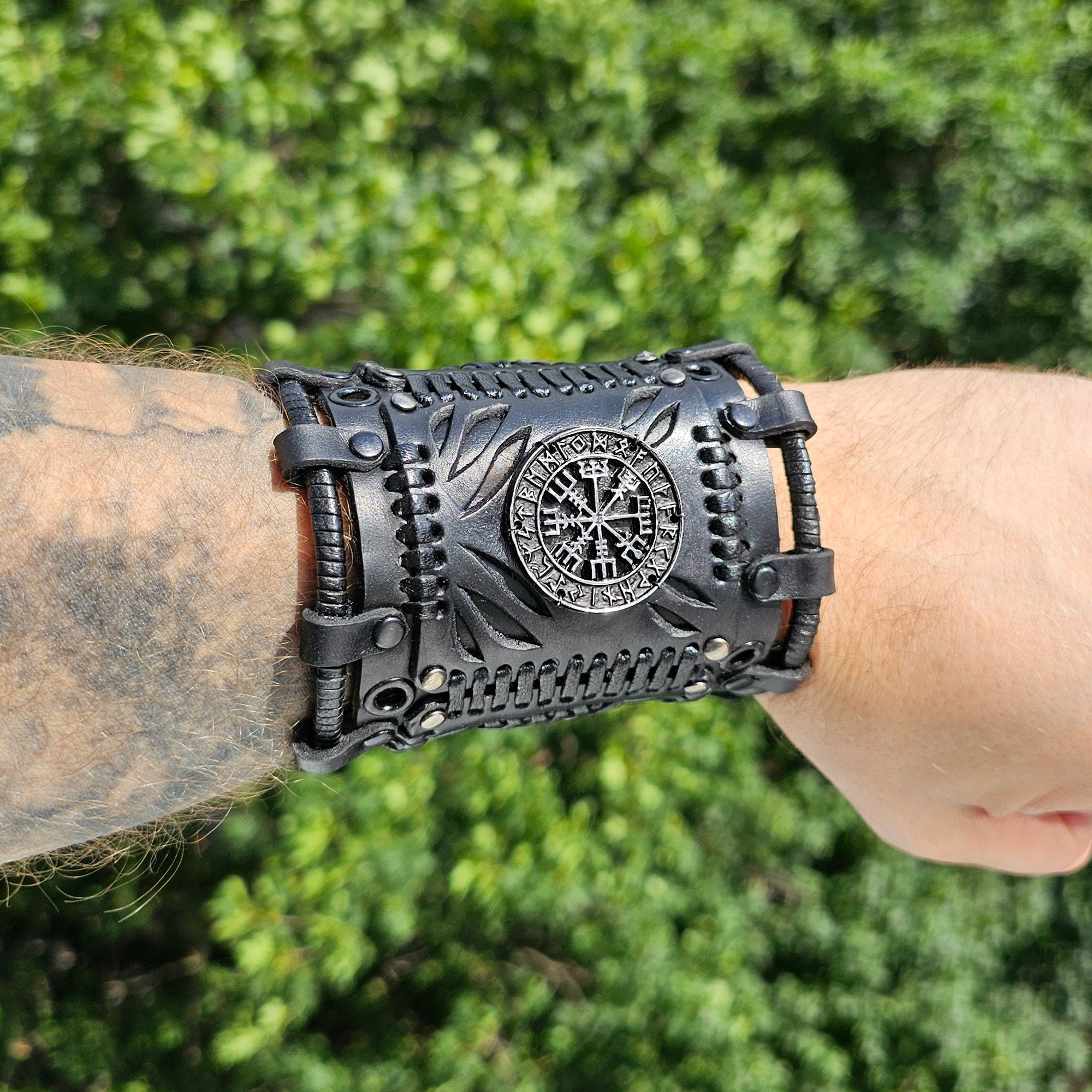 Viking Vegvisir Compass Bracelet - Steampunk Vegvisir Bracelet: Black Leather Viking Style Cuff