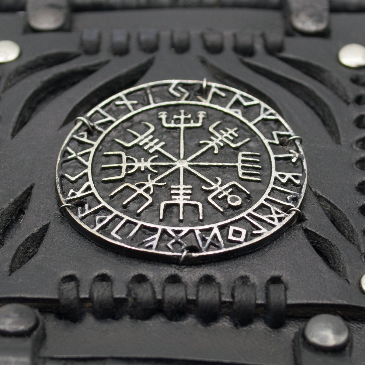 Viking Vegvisir Compass Bracelet - Steampunk Vegvisir Bracelet: Black Leather Viking Style Cuff