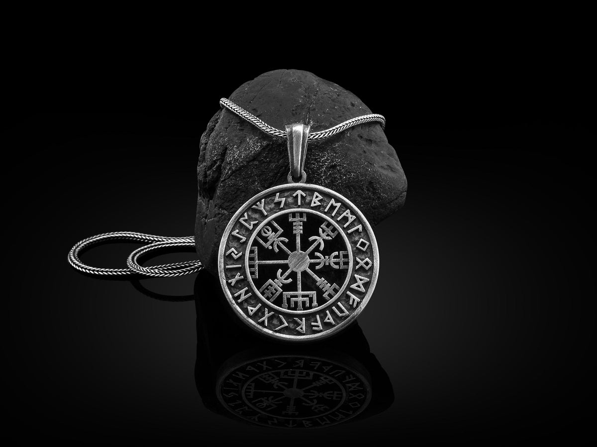 Viking Vegvisir Compass Necklace - Silver Freya Runic Circle Norse Altar Necklace, Viking Vegvisir