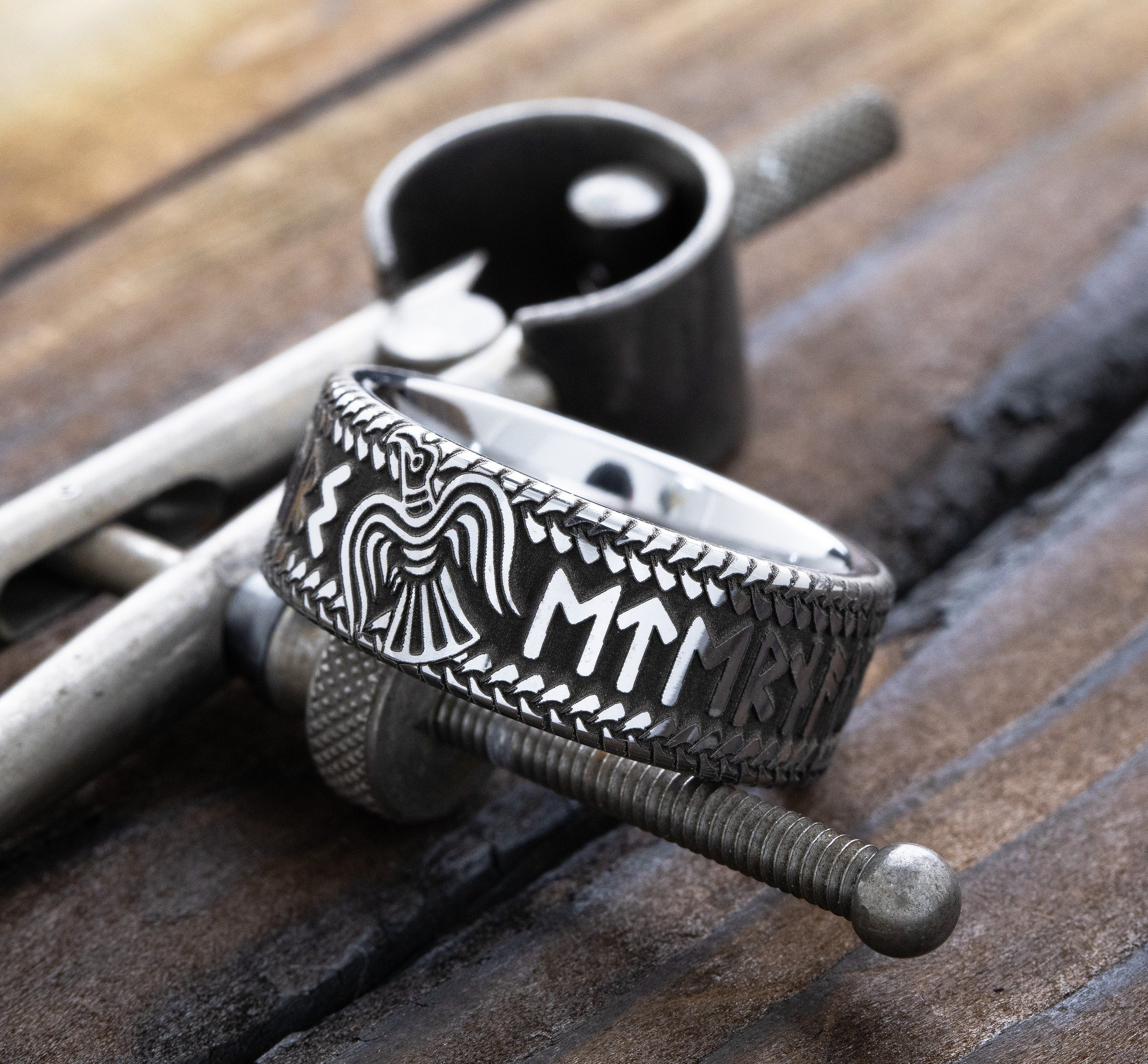 Viking Wolf Ring - Norse Raven Wolf Ring Silver Blue Stone Viking Celtic Knot Band