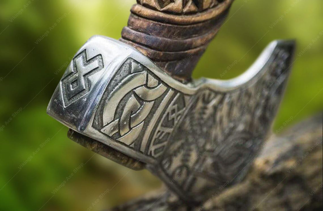 Viking Weapon Replica - Christmas Gift Norse VIKING AXE with Wood Shaft, High Carbon Steel Bearded
