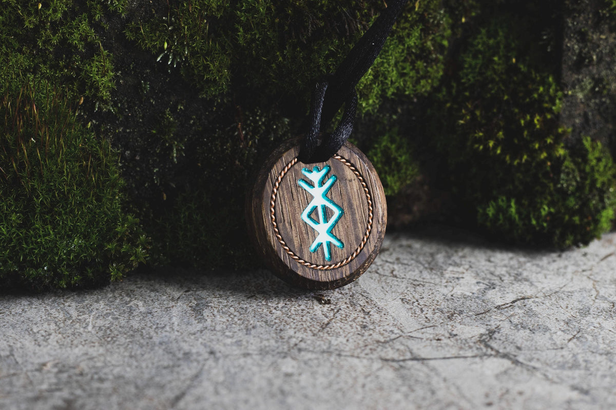 Viking Rune Necklace - Viking pendant with glowing protection rune, Personalization rune nordic