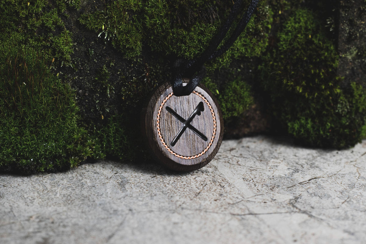 Viking Rune Necklace - Viking pendant with glowing protection rune, Personalization rune nordic