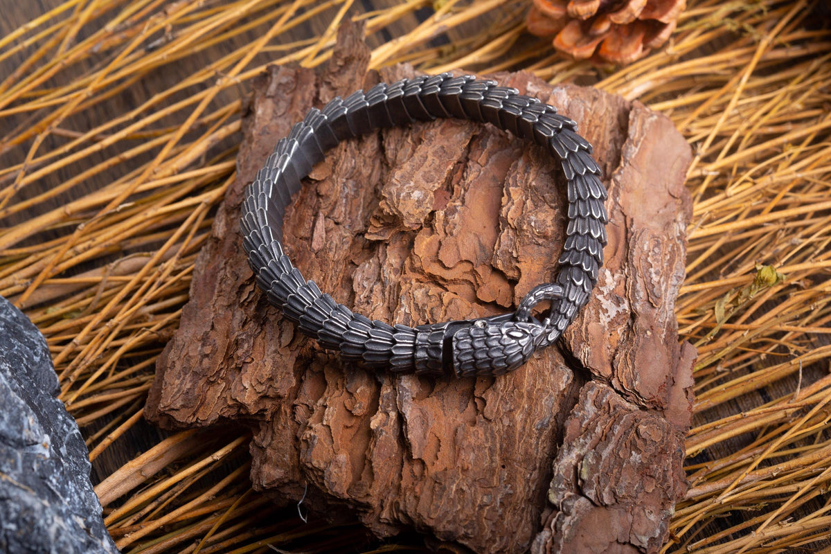 Viking Wolf Bracelet - Antique Fenrir Bracelet, Fenrir Viking Bracelet, wolf head mans bracelet