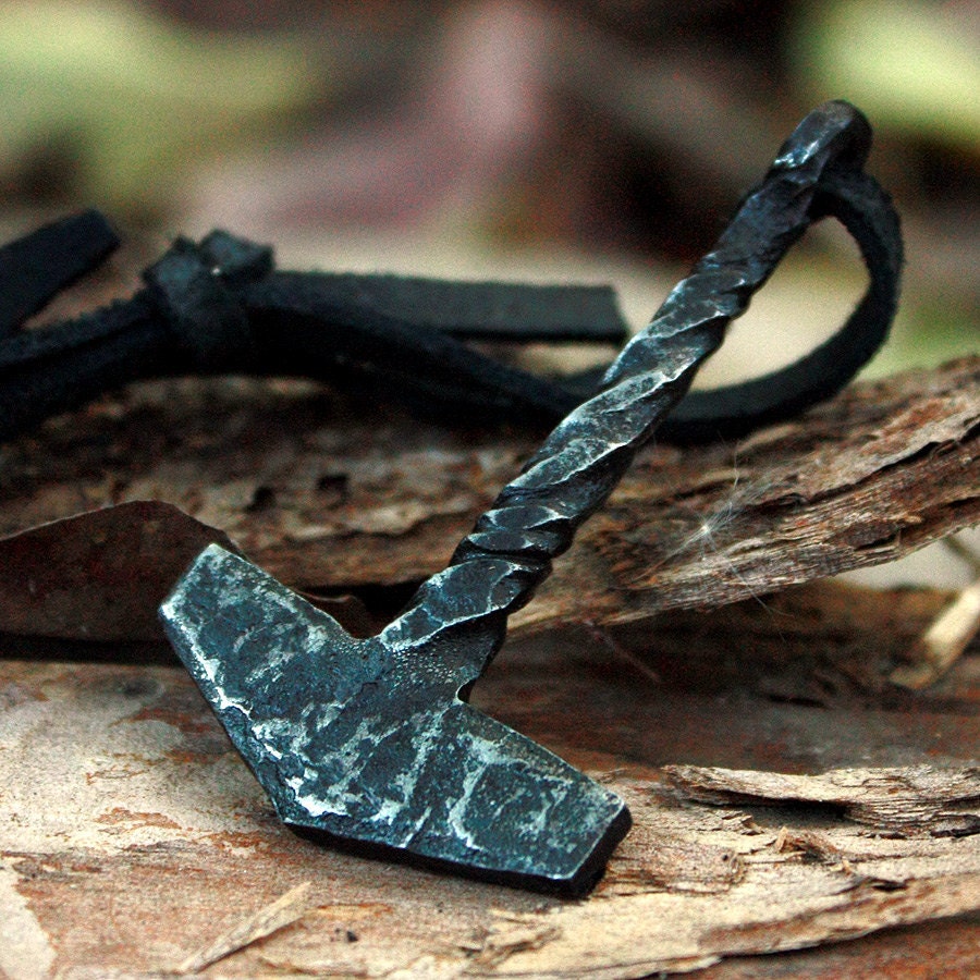 Viking Thor's Hammer Necklace - Forged Iron Viking Thor Hammer Handmade Mjolnir Nordic Pagan