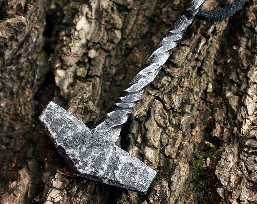 Viking Thor's Hammer Necklace - Viking Stainless Steel Hammer Pendant Necklace, Wolf Head Norse