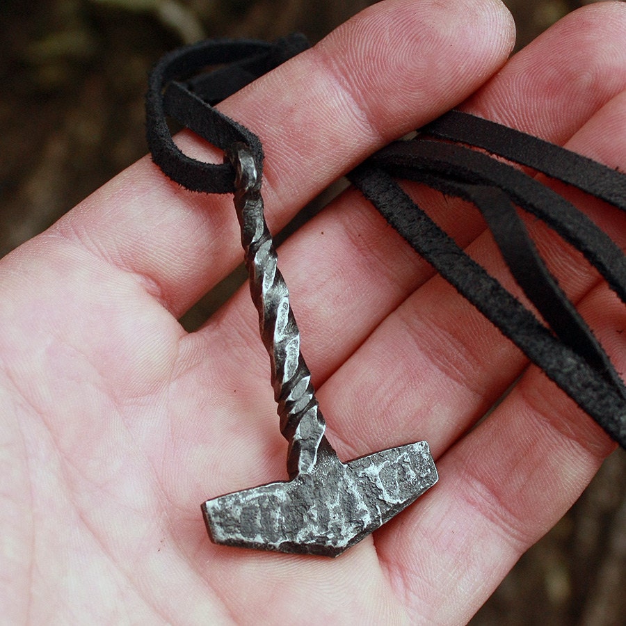 Viking Thor's Hammer Necklace - Forged Iron Viking Thor Hammer Handmade Mjolnir Nordic Pagan